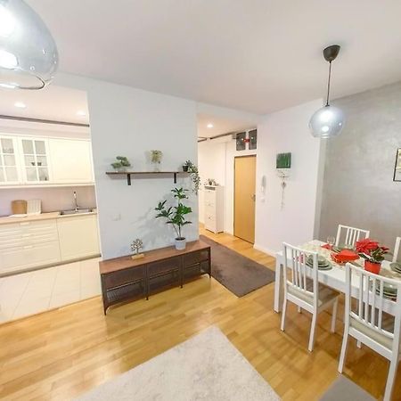 Old Town Spacious Apartment 부쿠레슈티 외부 사진