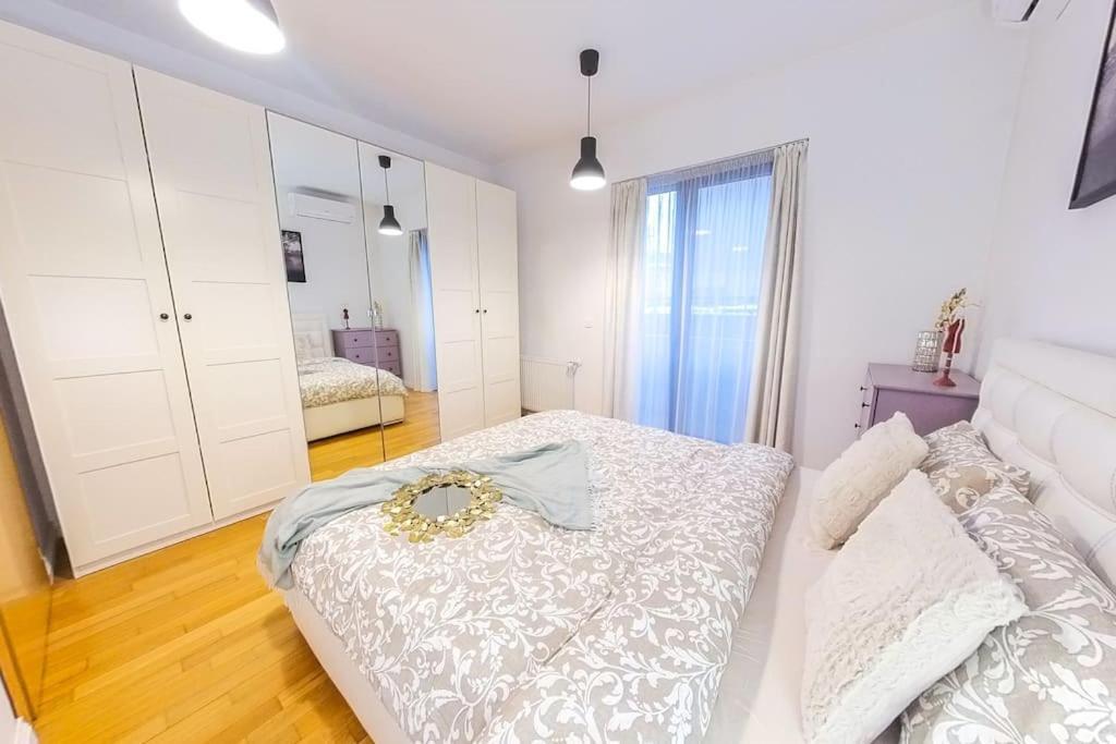 Old Town Spacious Apartment 부쿠레슈티 외부 사진