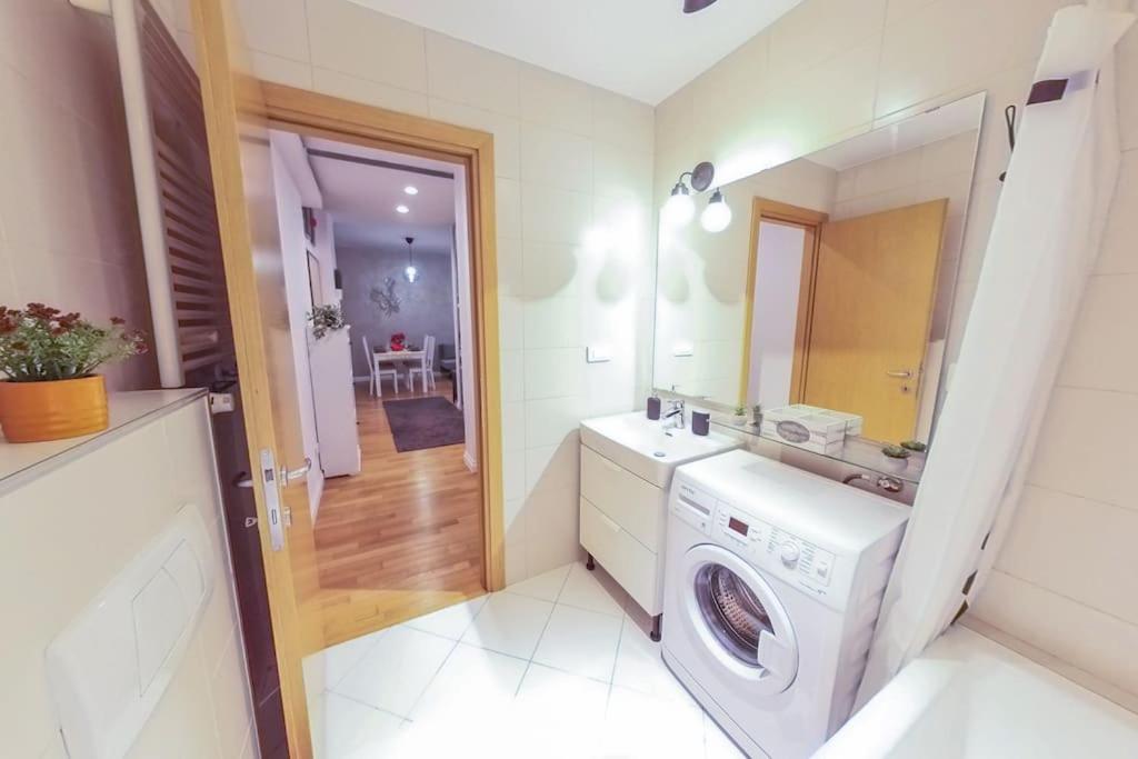 Old Town Spacious Apartment 부쿠레슈티 외부 사진