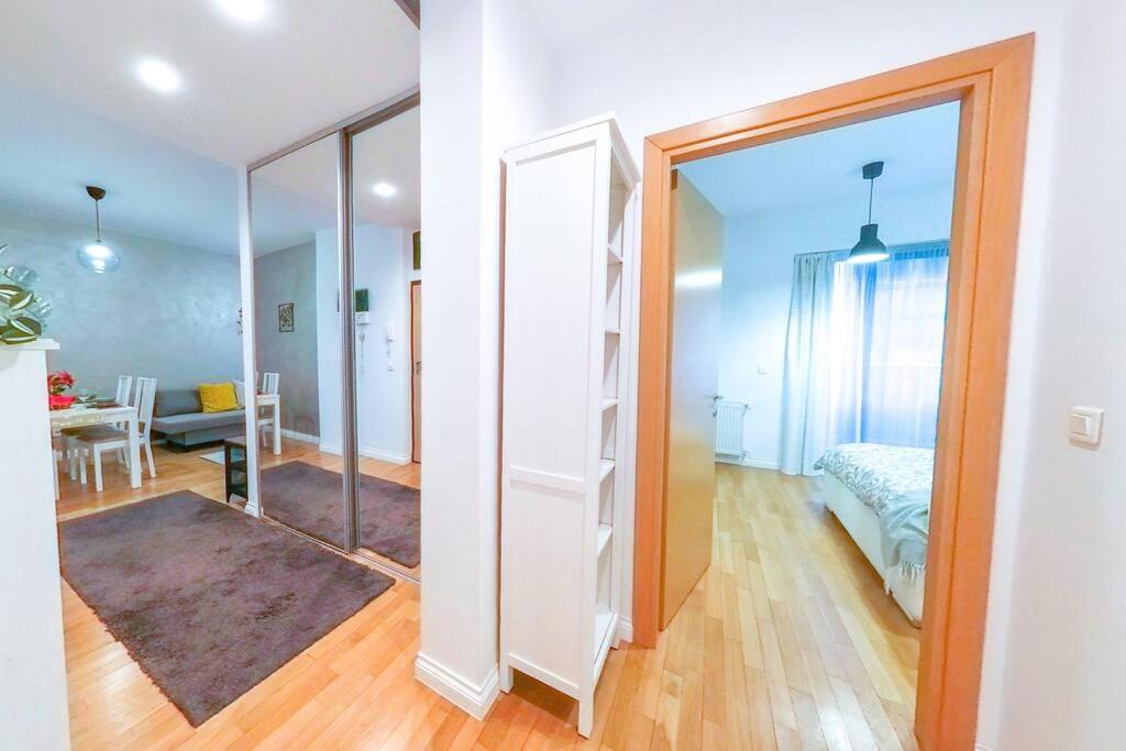 Old Town Spacious Apartment 부쿠레슈티 외부 사진