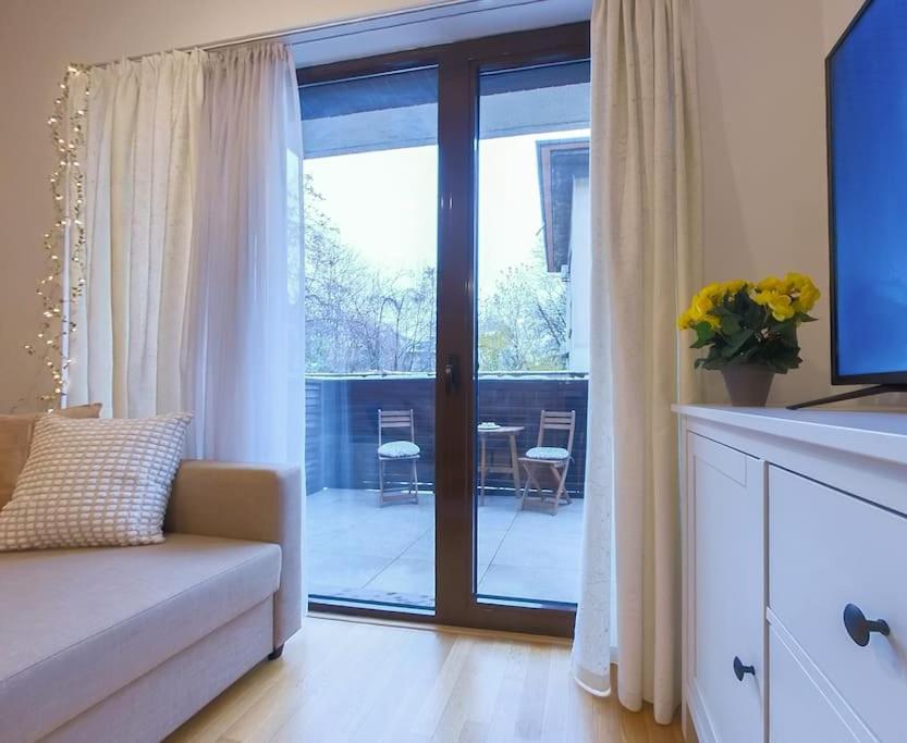 Old Town Spacious Apartment 부쿠레슈티 외부 사진
